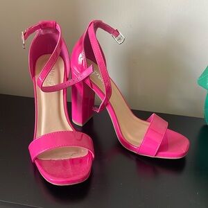 Patent hot pink Strappy block heel size 5